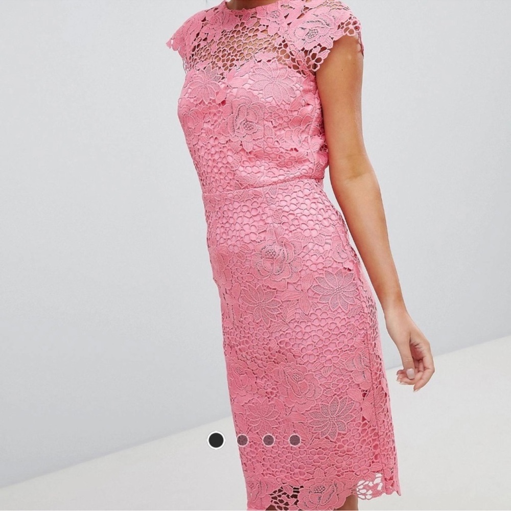 Paper Dolls Women’s Bubblegum Pink open‎ back lace midi dress 10 NWT